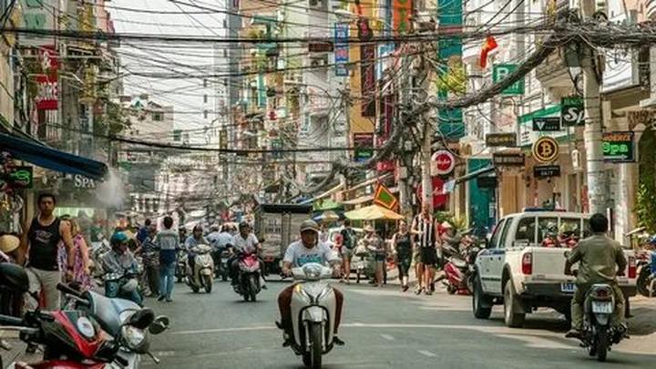 Vượt Lên Số Phận: Câu Chuyện Cảm Hứng Của Chàng Trai Khuyết Tật Và Hotspot Matrix